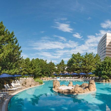 Hilton Tokyo Bay Hotel Urayasu Eksteriør billede