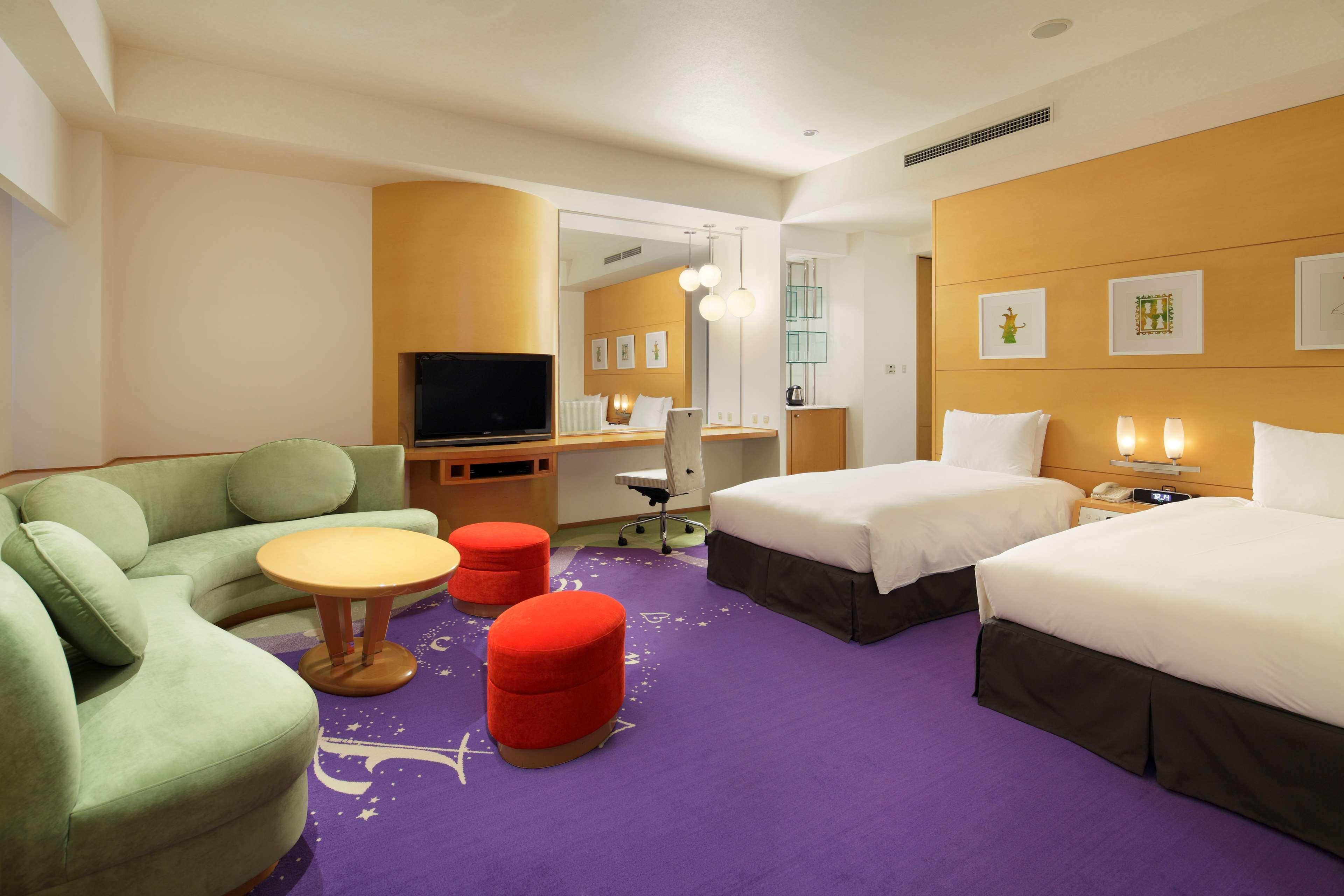 Hilton Tokyo Bay Hotel Urayasu Eksteriør billede